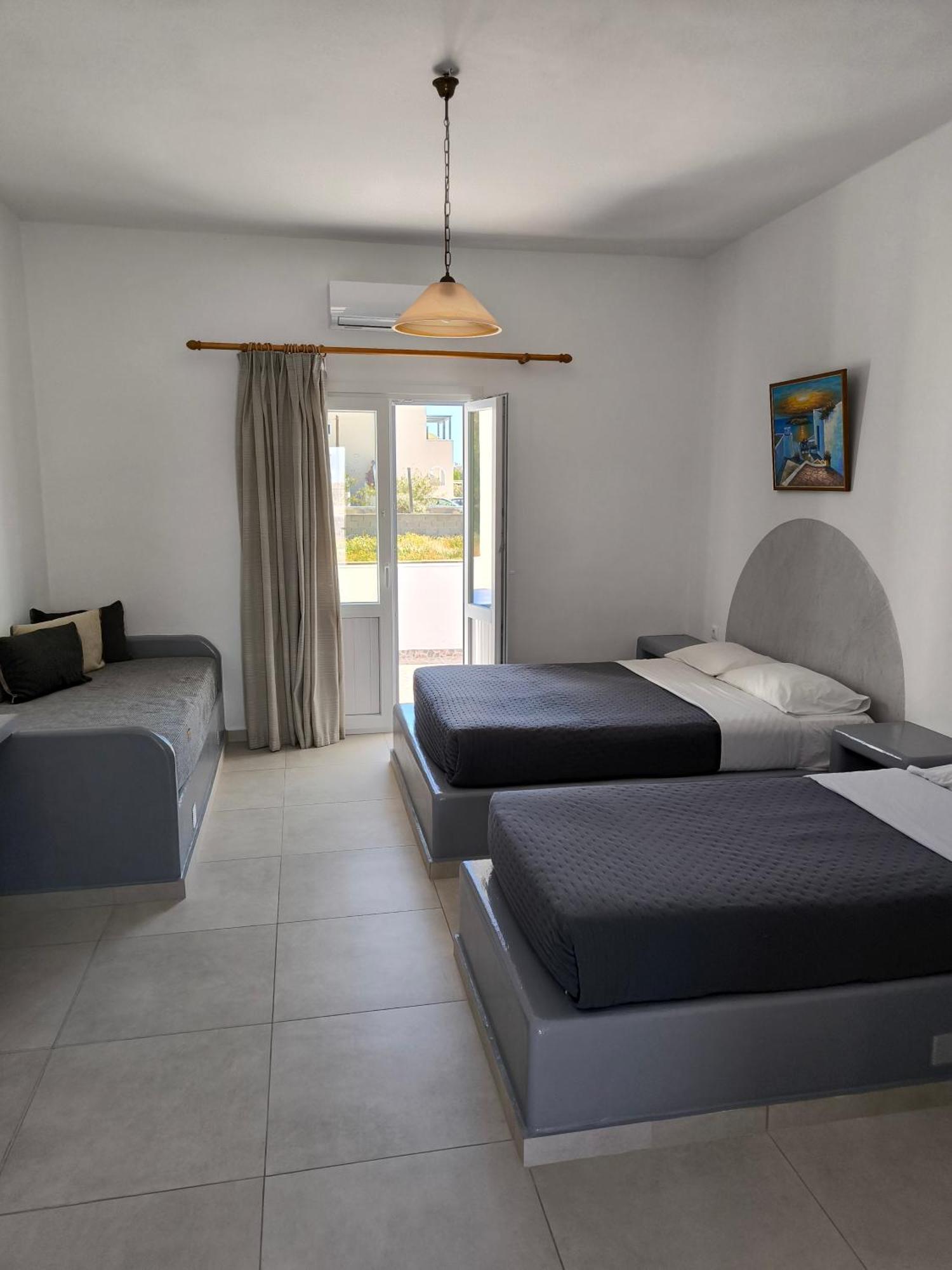 Mary Rooms Perissa  Exterior foto