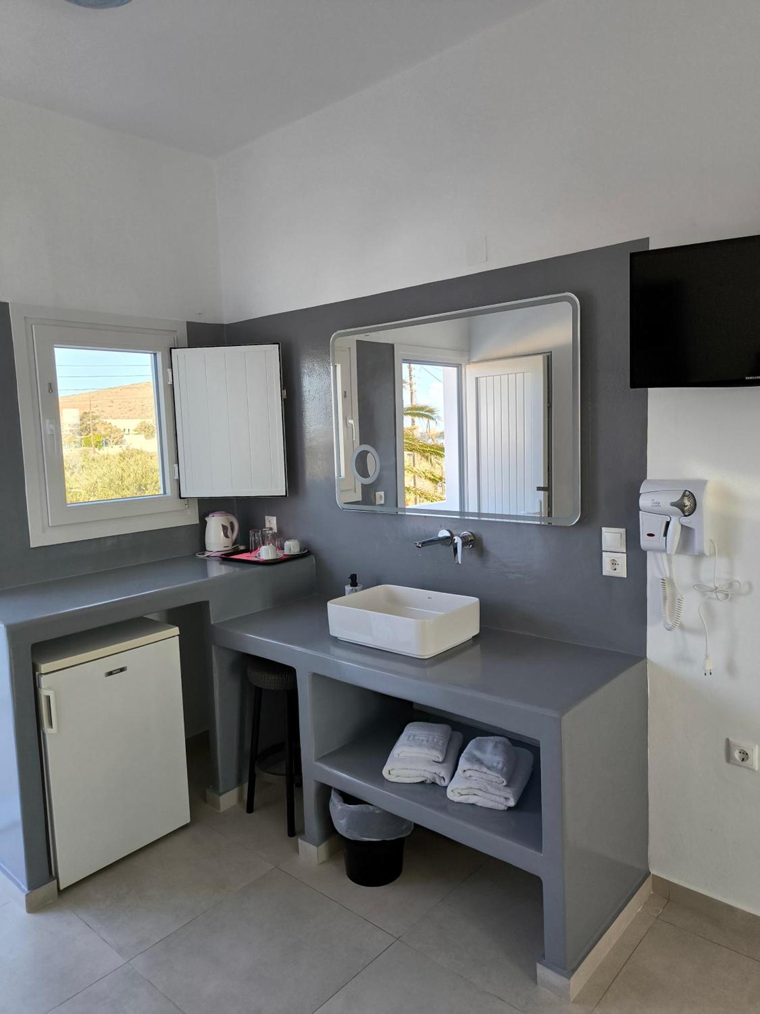 Mary Rooms Perissa  Exterior foto